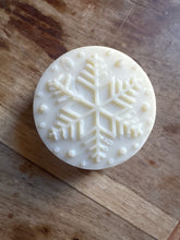 Load image into Gallery viewer, 0000 PreOrder Snowflake peppermint EOil -