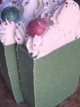 Load image into Gallery viewer, 0000 PREORDER MISTLETOE - Ships 11/21