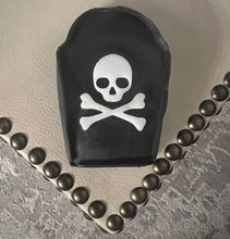 Load image into Gallery viewer, 0000 Skull Coffin Soap - Glycerin